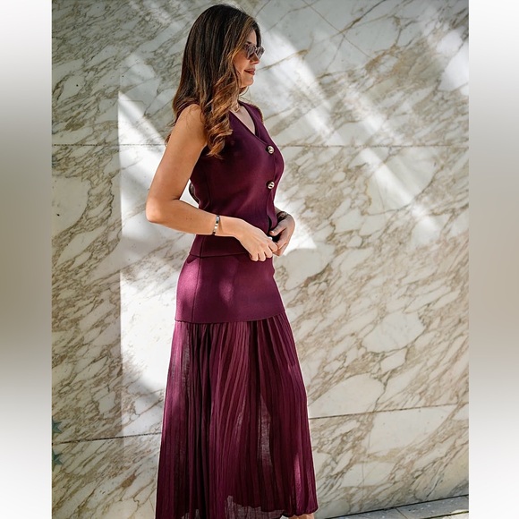 Zara NWT burgundy drop waist double layered underlay mixed pleated knit skirt - Picture 6 of 15